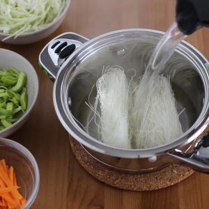 opekané ryžové rezance