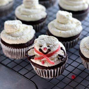 Cupcakes snehuliaci recept